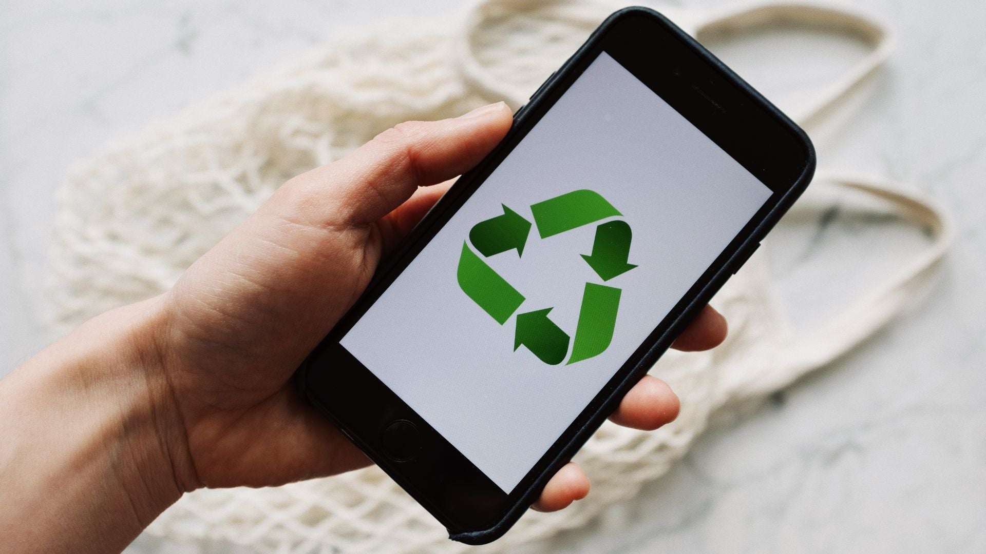 Sell, Donate, or Recycle Your Old Phone in Singapore